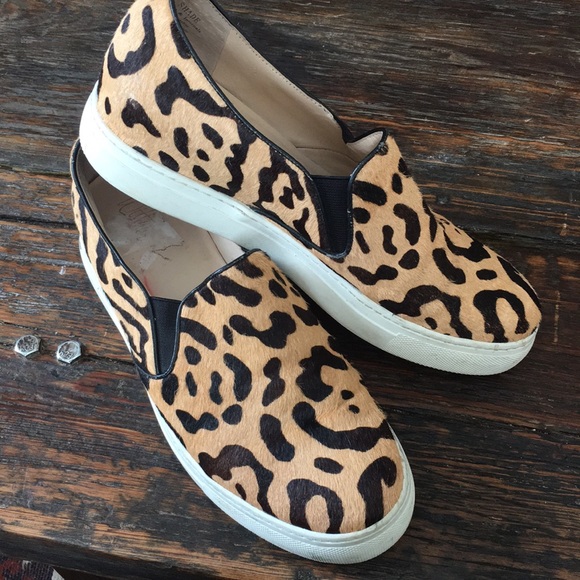 ladies classic crocs